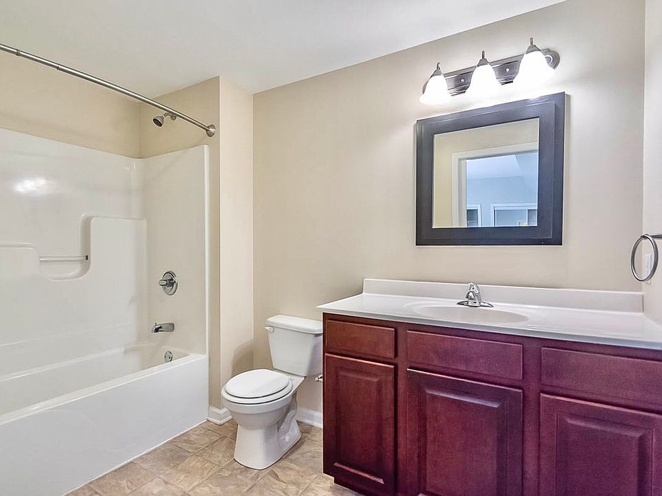 Tenth & College Horizons Apartments photo 14