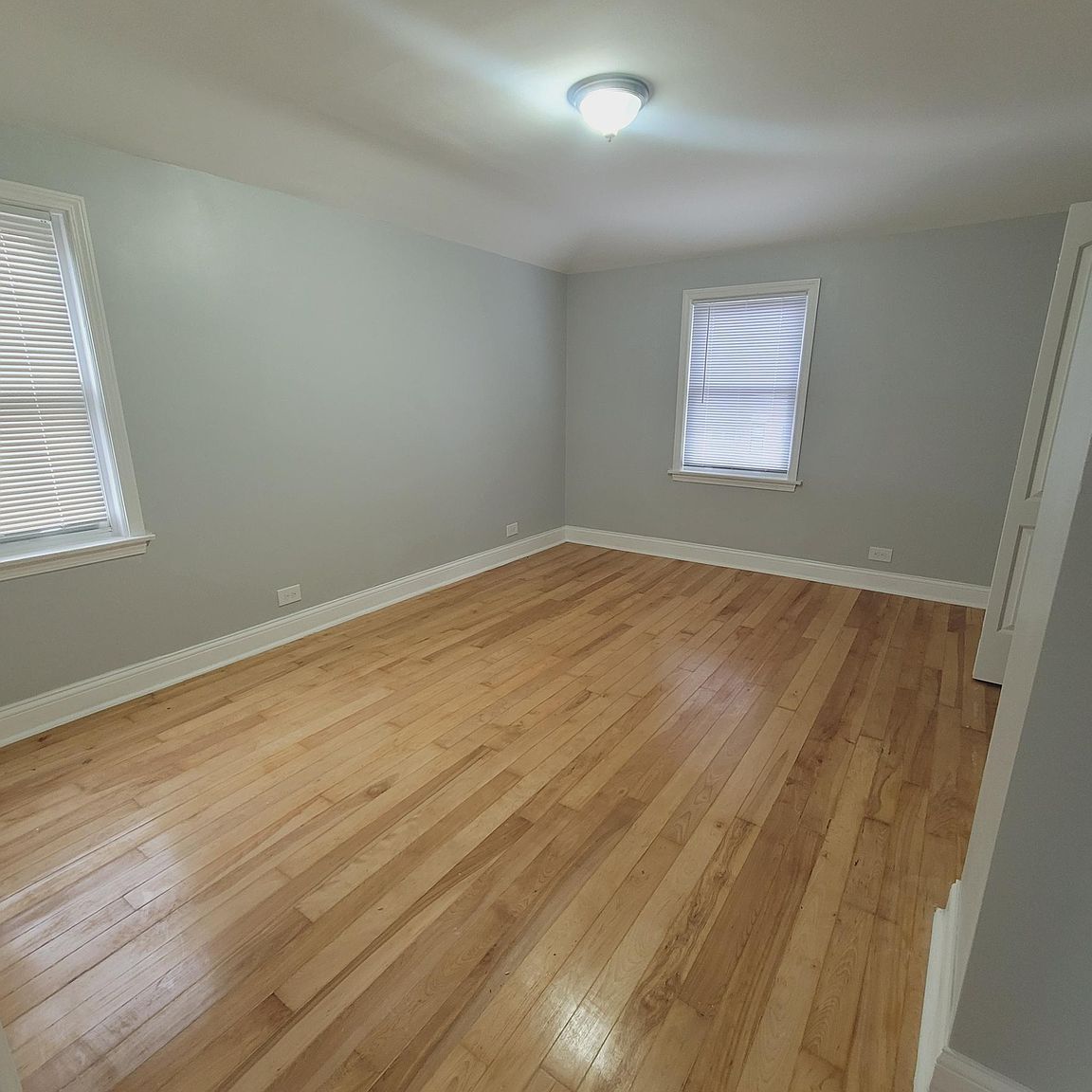 10156 S Luella Ave photo 4