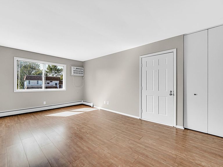 8127 Mount Ct photo 3