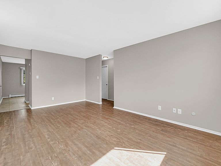 8127 Mount Ct photo 5