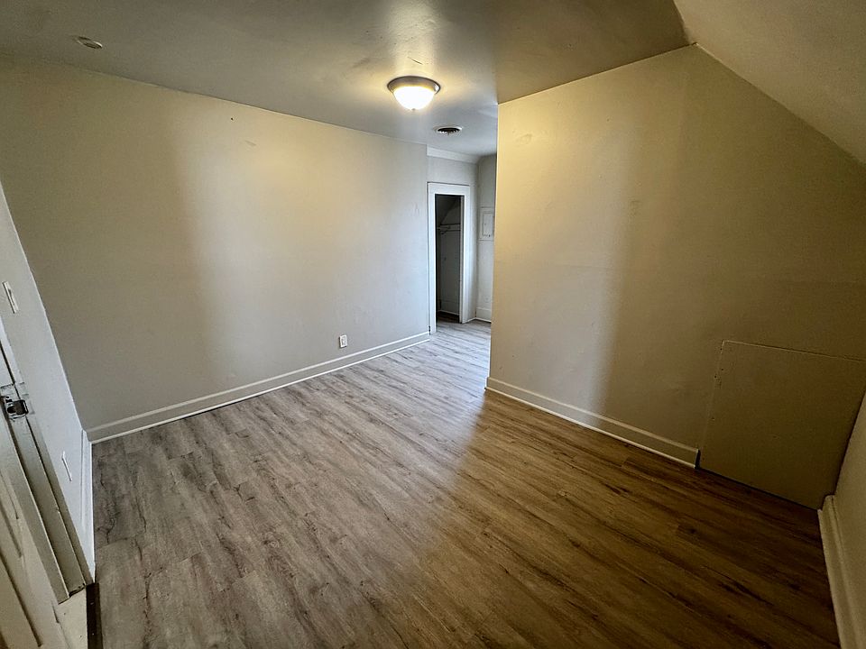 1001 Edgar St Unit B photo 5