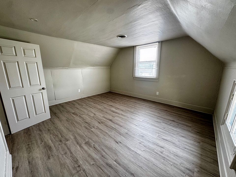 1001 Edgar St Unit B photo 9