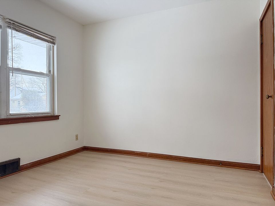 1341 E Illinois St #1341 photo 10