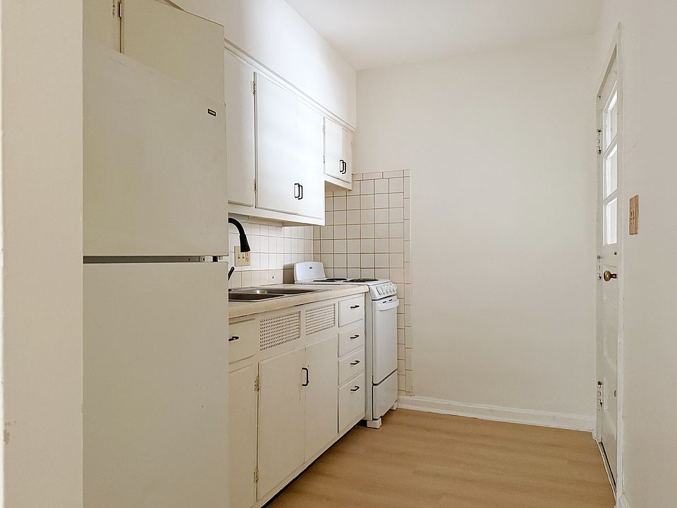 1341 E Illinois St #1341 photo 4