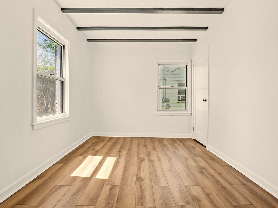 1606 Cass Ave photo 10
