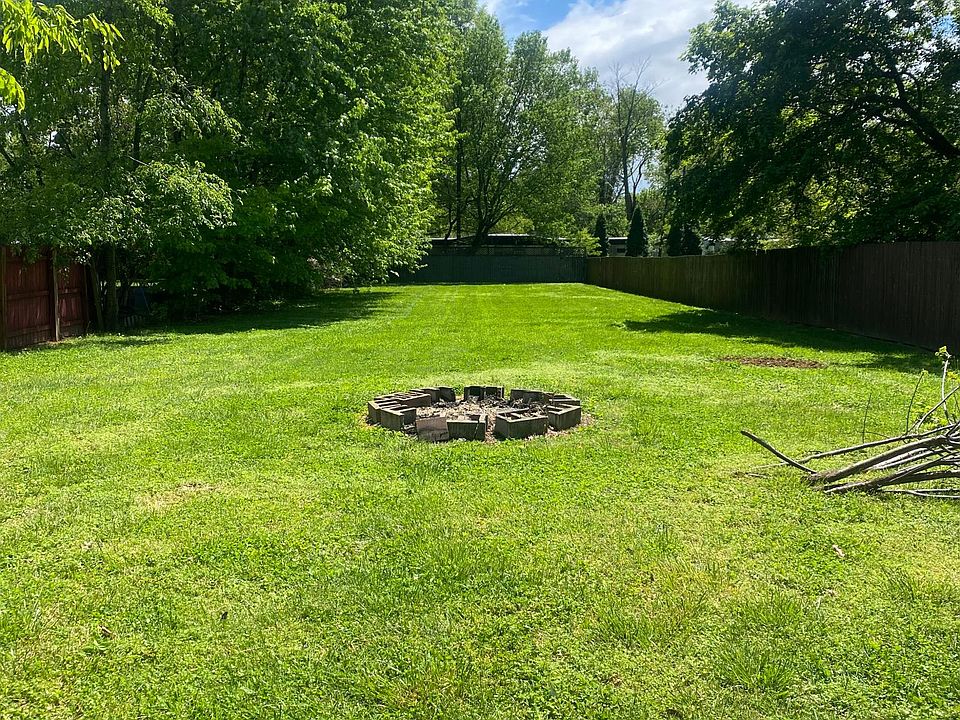 2511 Rheinhardt Ave photo 2