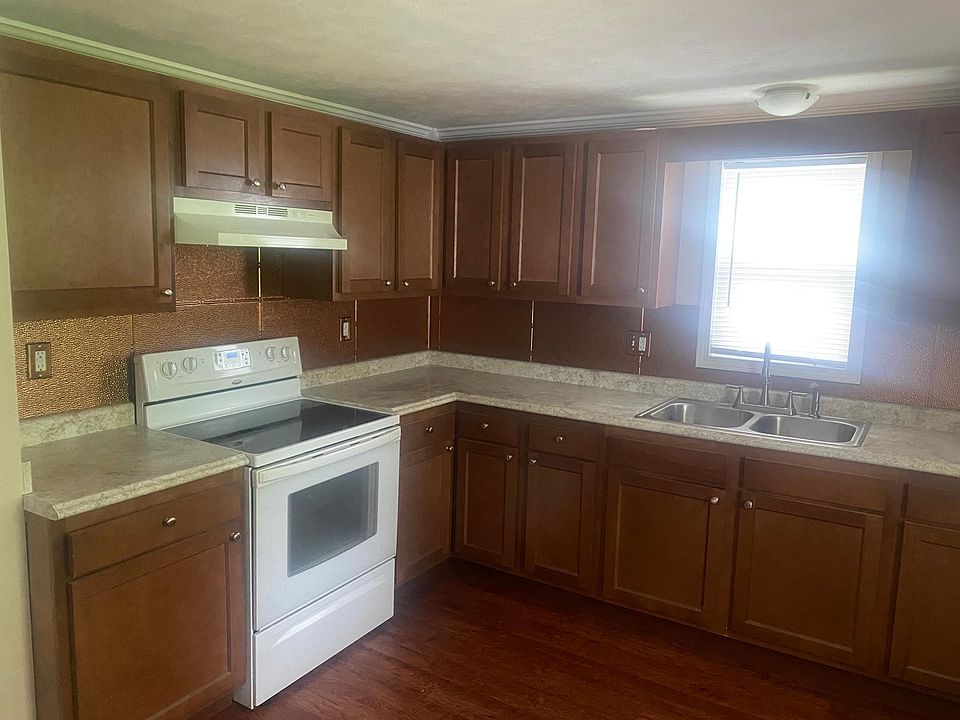 2511 Rheinhardt Ave photo 5
