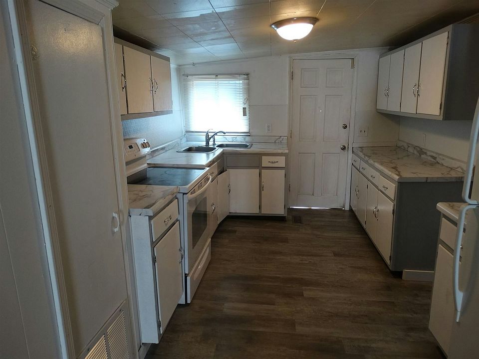 3407 Washington Ave photo 9