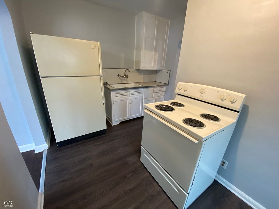 1308 N Chester Ave photo 5