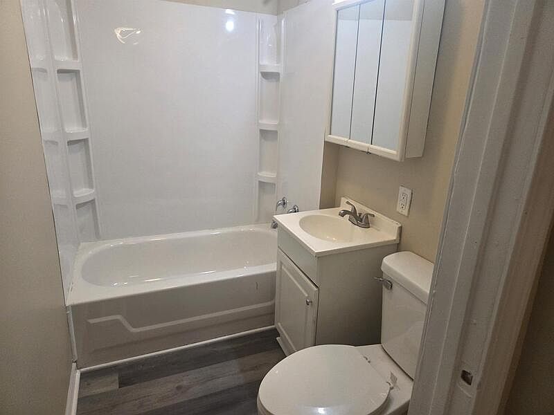 247 S Randolph St photo 10