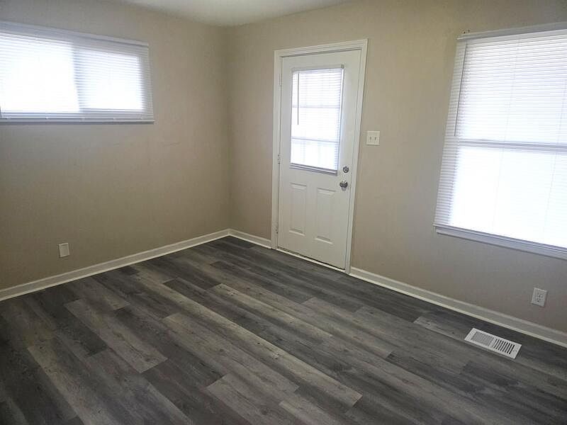 247 S Randolph St photo 2