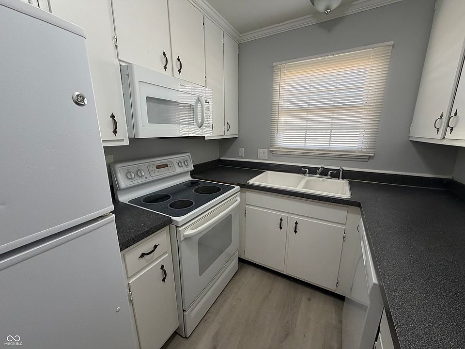 6474 Lupine Ter photo 7
