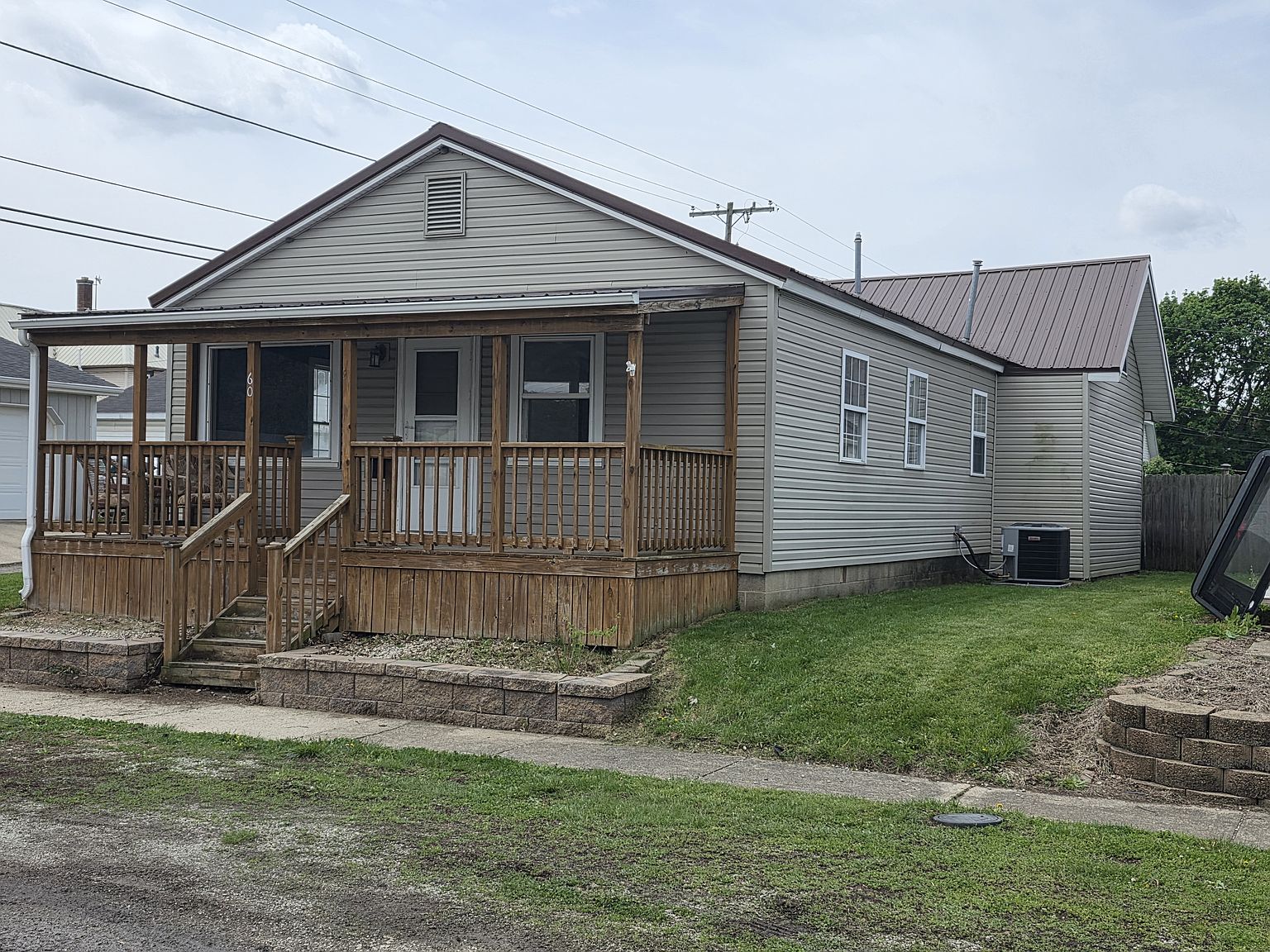 60 N Godfroy St photo 2