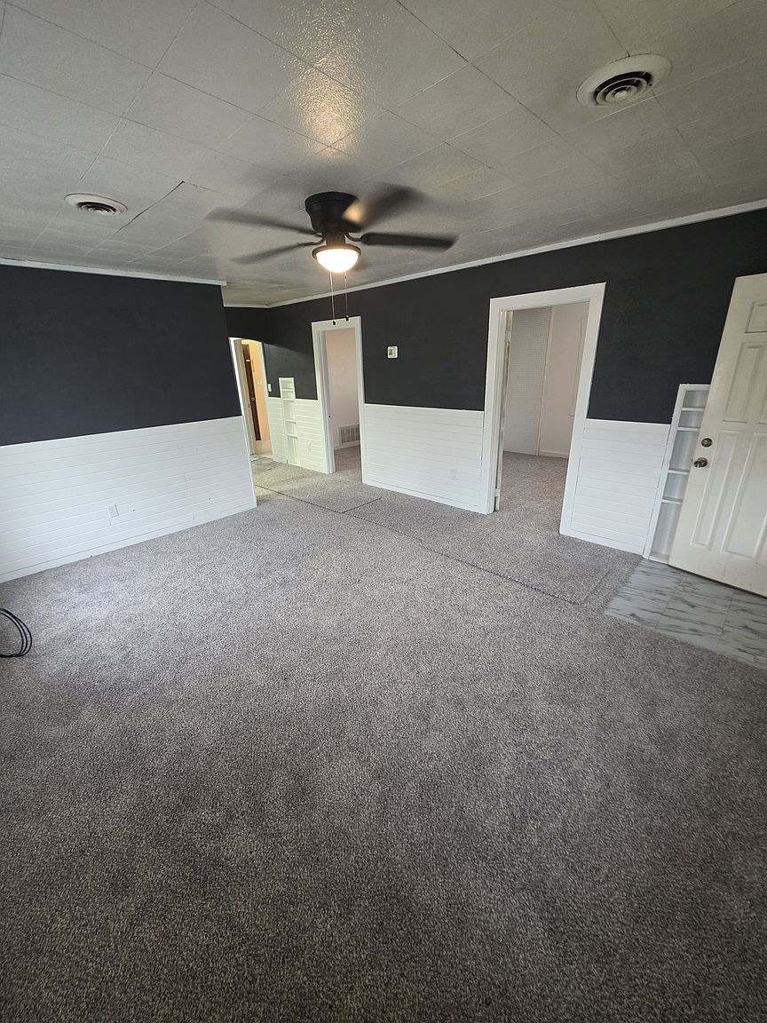 60 N Godfroy St photo 3