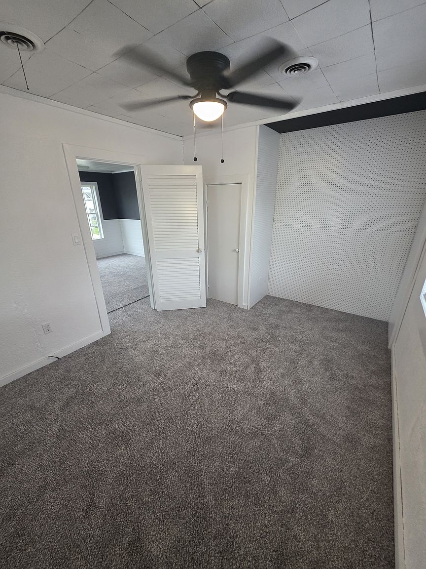 60 N Godfroy St photo 6